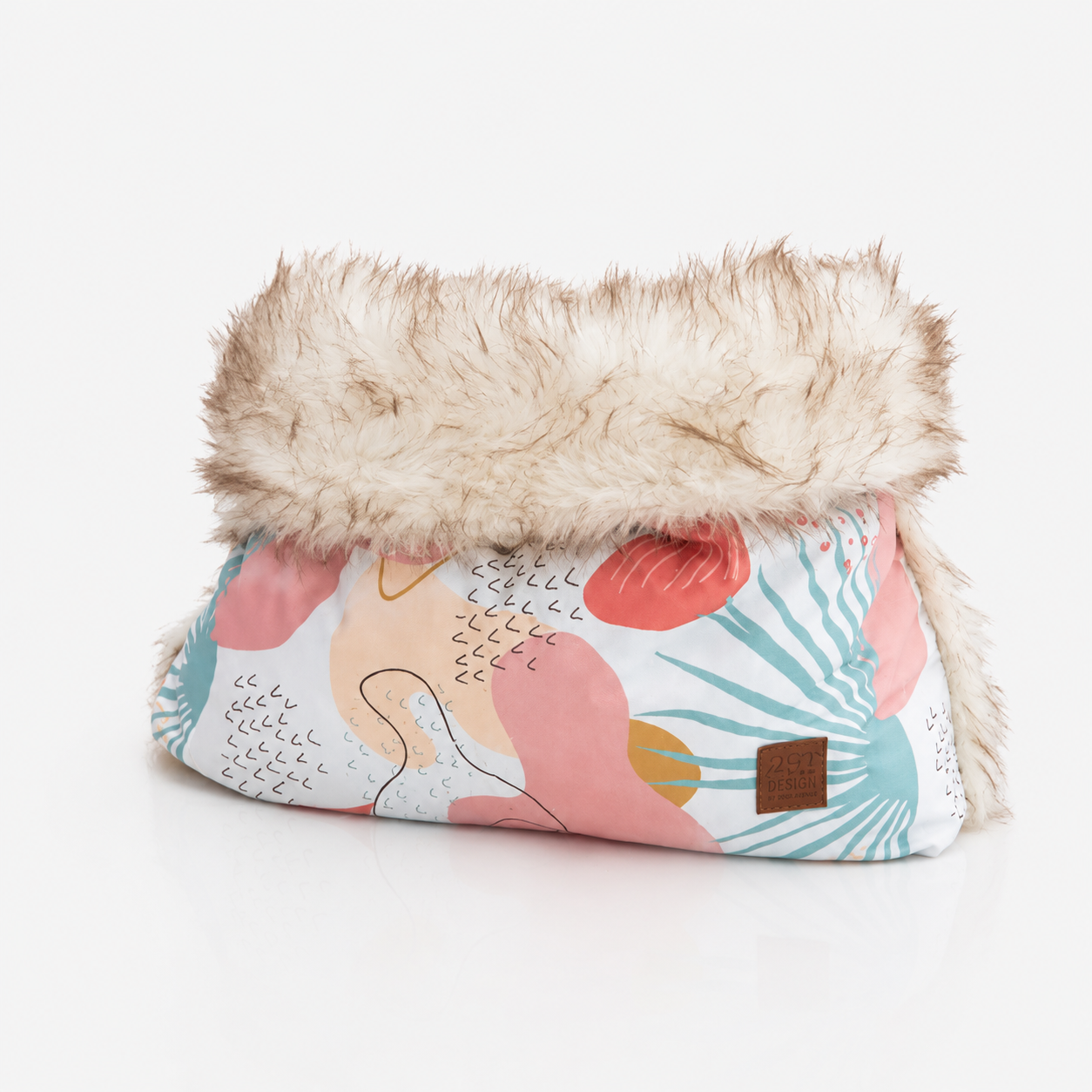 Pet&Co | Luxus Kuschelleinwand Kunstfell S (50×50×8 cm) | Stilvolles Faux-Fur Hundebett | Warm & Waschbar