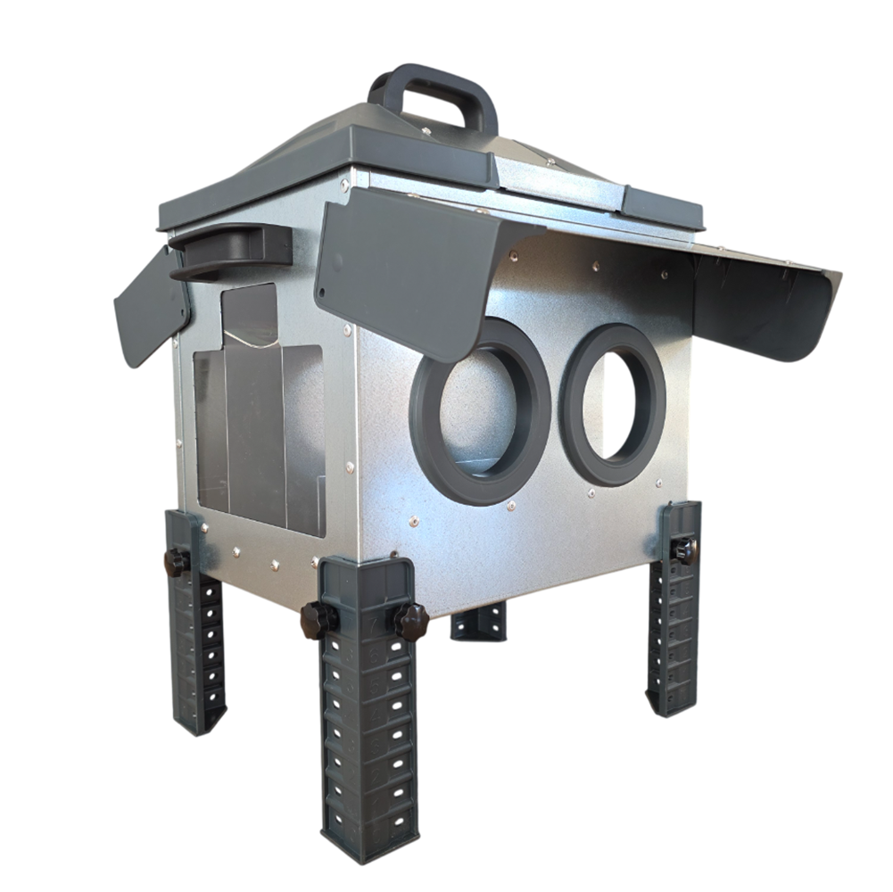 ROBUST - Futterautomat für Hühner - 12 Kg mit verstellbaren Füßen & Regendach