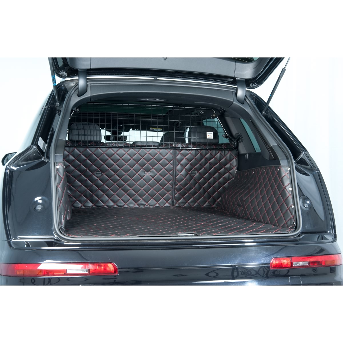 Starliner Deluxe Kofferraumwanne schwarz/rot für Jeep Compass Hybrid, ab Bj. 2025