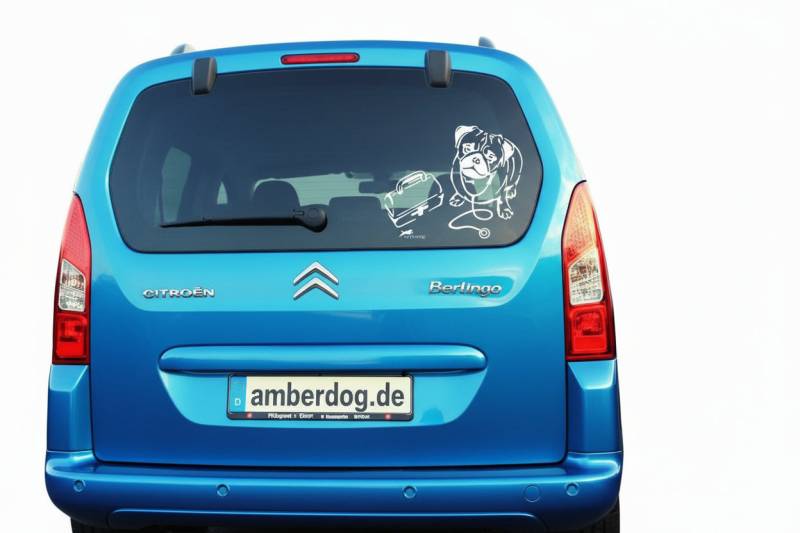 Tierarzt mit Mops Aufkleber I Wandtattoo Set - H50cm / Schwarz / Standard Tierarzt mit Mops Aufkleber I Wandtattoo Set - H50cm / Schwarz / Standard