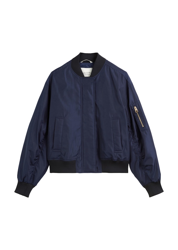 WOVEN OUTDOOR JACKETS