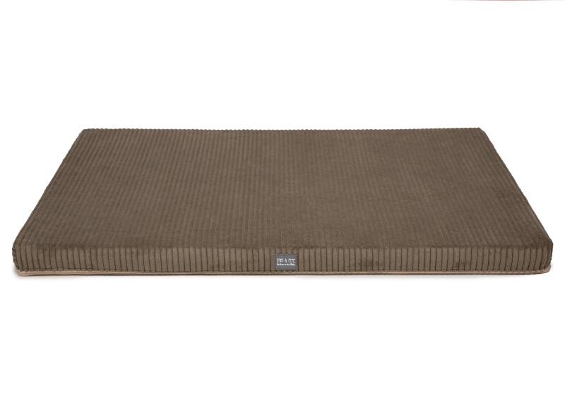 Wau-Floor Cord Olive / L (120x100cm) / 5cm von EMMY&PEPE