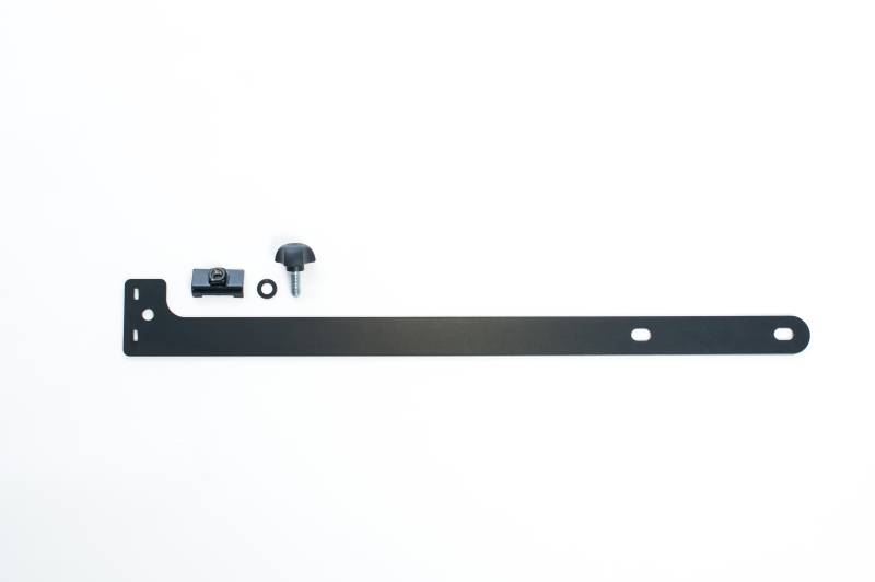 Zusatz-Bodenhalter für Ladeschienensystem an die Teiler 20421440 und 3G9017221 VW Passat Variant (Typen 3G/B8/B9), Bj.2015 - 2023