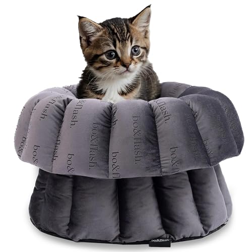 bo&flash Flauschiges Katzenbett Los Angeles – Trendiger Katzen Schlafplatz Waschbar und ohne Schadstoffe – Rundes Design Haustierbett mit hochwertigem Flanellbezug – 45 x 23 cm – Dark Grey von bo&flash