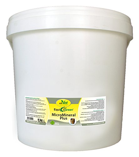 cdVet Naturprodukte EquiGreen MicroMineral plus 8 kg - Pferd - Vitamin, Mineralstoff- und Spurenelementgeber - Magnesiummangel - Zink- + Selenquelle - Magensäurebinder - Schadstoffebinder - Darm - von cdVet