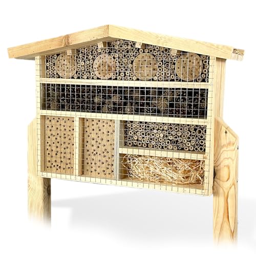 GARTENETAGE XXL Insektenchalet/Bienenhotel Groß zum Aufstellen/Insektenhotel XXL aus Massiv-Holz für Bienen, Marienkäfer & Florfliegen/Nisthilfe & Artenschutz für Balkon & Garten GARTENETAGE XXL Insektenchalet/Bienenhotel Groß zum Aufstellen/Insektenhotel XXL aus Massiv-Holz für Bienen, Marienkäfer & Florfliegen/Nisthilfe & Artenschutz für Balkon & Garten von gartenetage