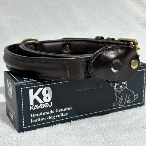 Kamboj K9 taktisches Hundehalsband aus Leder, robust, handgefertigt, mit Griff, inklusive abnehmbarer AirTag-Tasche aus Leder, für mittelgroße und große Hunde Kamboj K9 taktisches Hundehalsband aus Leder, robust, handgefertigt, mit Griff, inklusive abnehmbarer AirTag-Tasche aus Leder, für mittelgroße und große Hunde von Kamboj9